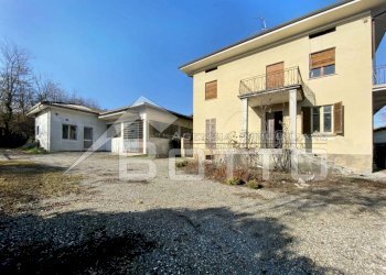 casa vendita gozzano esterno2 - Casa indipendente via XXV aprile 91, Gozzano - foto 1