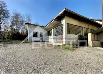 casa vendita gozzano capannone - Casa indipendente via XXV aprile 91, Gozzano - foto 2