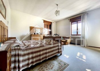 casa vendita gozzano camera - Casa indipendente via XXV aprile 91, Gozzano - foto 7