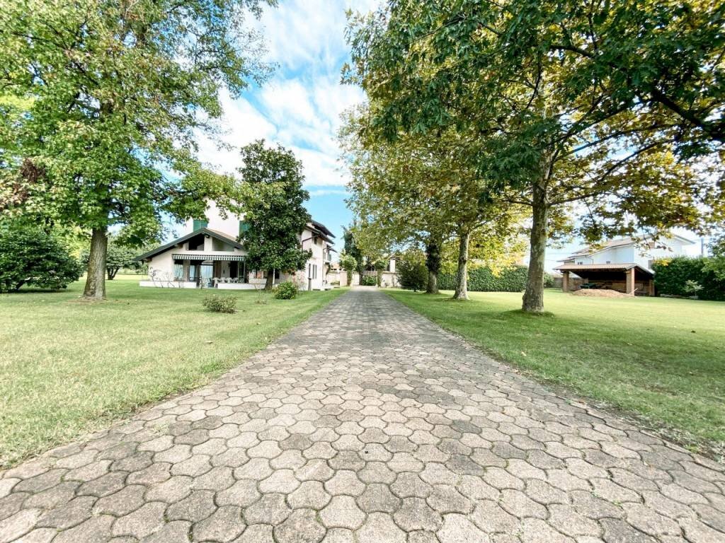 casa vendita suno viale2 - Villa via Novara 9, Suno - foto 3