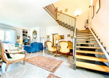 casa vendita suno soggiorno - Villa via Novara 9, Suno - foto 1