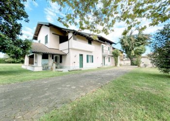 casa vendita suno esterno - Villa via Novara 9, Suno - foto 2