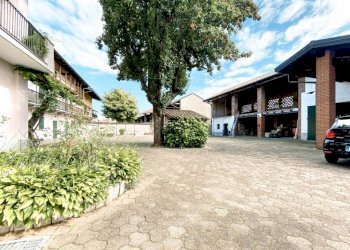 casa vendita suno cortile - Villa via Novara 9, Suno - foto 7