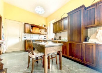 casa vendita suno cucina - Villa via Novara 9, Suno - foto 19