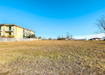 terreno vendita soriso esterno4 - Terreno edificabile via c. roncallo, Soriso - foto 3