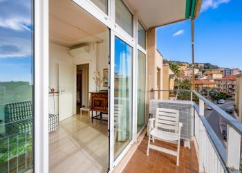 C83A5188.jpg - Appartamento Via delle Azalee 3, Finale Ligure - foto 2