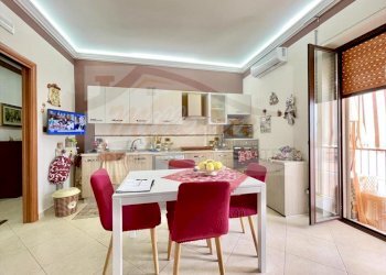 207f39b8-eae1-49a2-ac8a-bafa80f62022.jpeg - Quadrilocale VIA NOVELLI, Siracusa - foto 8