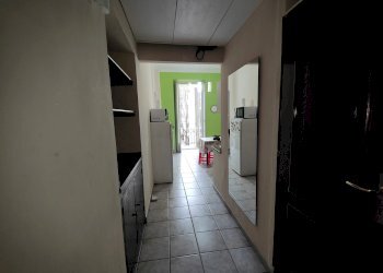 One-room apartment 34, Via Urbino, Torino (neighborhood Aurora) - photo 8