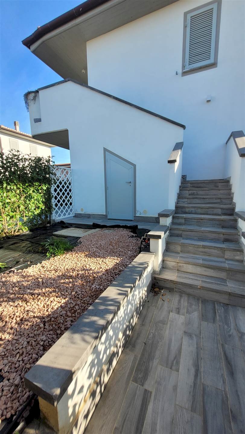 Two-room apartment Via Leognan 11/A, Castagneto Carducci - photo 2