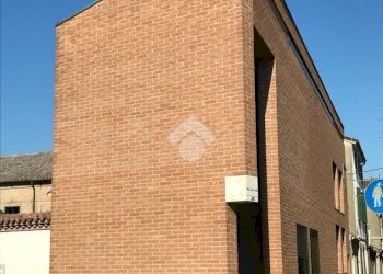 Shop negozio via zappata, Comacchio - photo 1