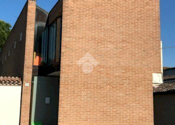 Shop negozio via zappata, Comacchio - photo 2