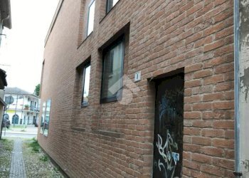 Shop negozio via zappata, Comacchio - photo 4