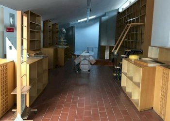 Shop negozio via zappata, Comacchio - photo 7