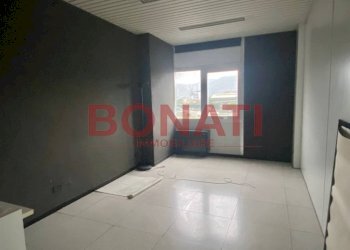 Stanza non arredata - Ufficio La Spezia - foto 6