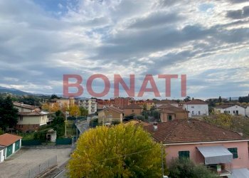 image-10-11-21-12-20-1.jpeg - Four-room apartment Sarzana - photo 2