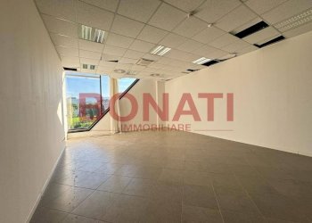 IMG-20230927-WA0043.jpg - Capannone Sarzana - foto 3