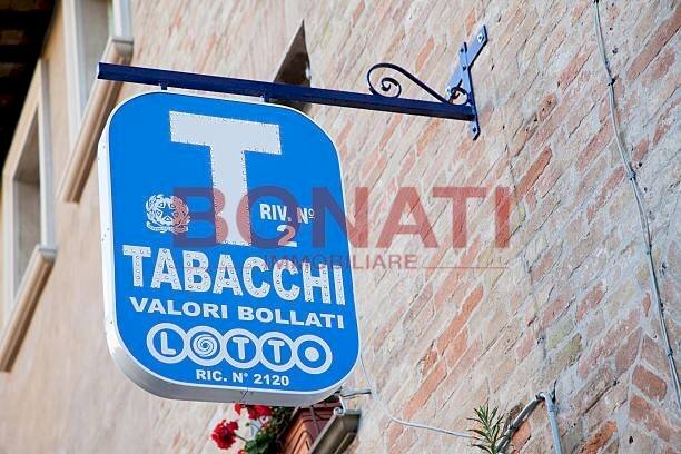 gettyimages-458473719-612x612.jpg - Bar - Tabacchi - Ricevitoria via Brigata Partigiana Ugo Muccini, 1, Sarzana - foto 1