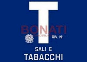 1.jpg - Bar - Tabacchi - Ricevitoria via Brigata Partigiana Ugo Muccini, 1, Sarzana - foto 2