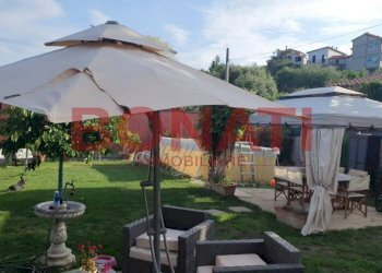 giardino.jpg - Villa a Schiera Arcola - foto 2