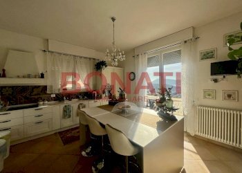 cucina abitabile.jpg - Villa a Schiera Arcola - foto 6