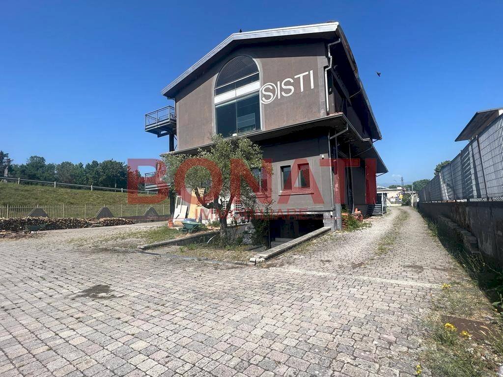 IMG-20230711-WA0008.jpg - Capannone Aulla - foto 1