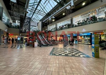 IMG-20231220-WA0033.jpg - Negozio viale Giovanni Amendola, 220, La Spezia - foto 8