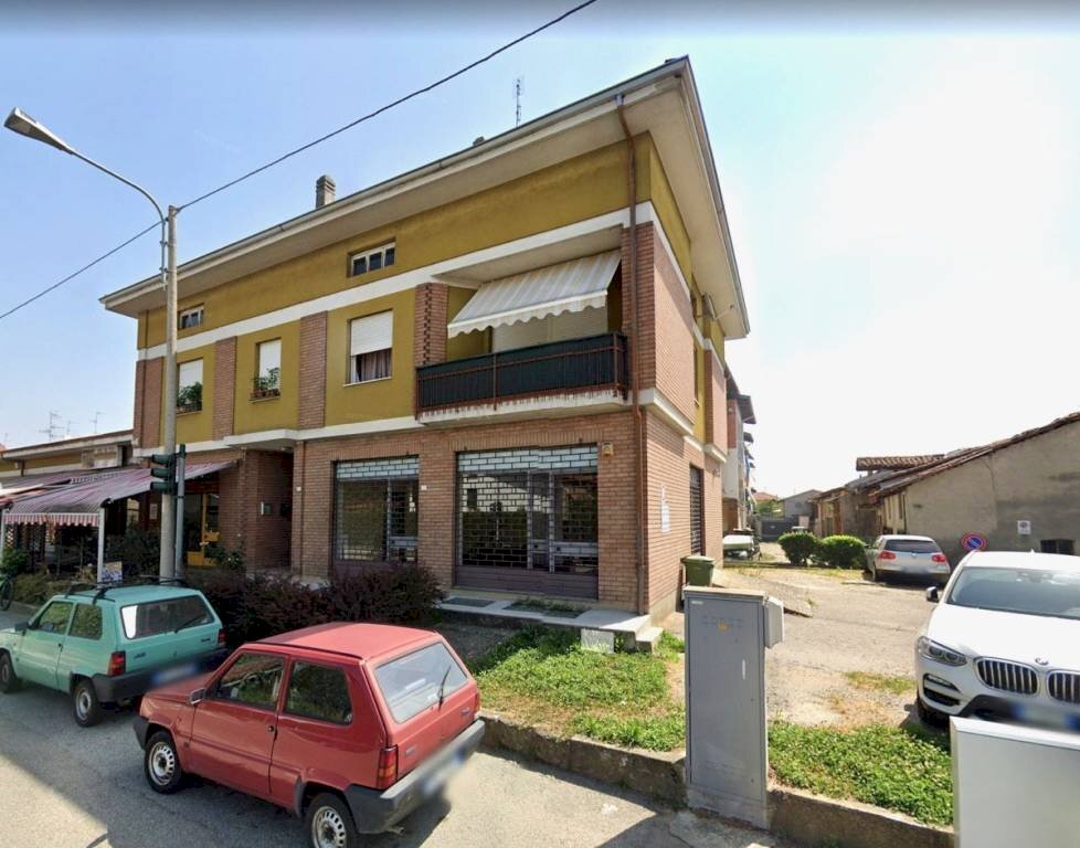 FACCIATA - Shop via Provinciale, 12, Mongrando - photo 2
