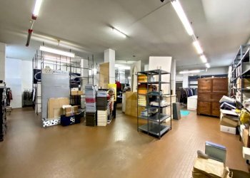 NEGOZIO - Negozio via Alessandro Roccavilla, 2, Biella - foto 3