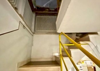 SCALA INTERNA - Negozio via Alessandro Roccavilla, 2, Biella - foto 22