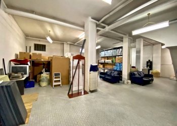 MAGAZZINO - Negozio via Alessandro Roccavilla, 2, Biella - foto 23