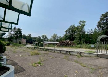 CORTILE - Capannone Frazione Fila, 34, Valdilana - foto 6