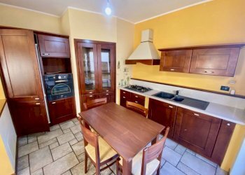 CUCINA ARREDATA - Villa a Schiera via Cristoforo Colombo, 82, Valdengo - foto 10