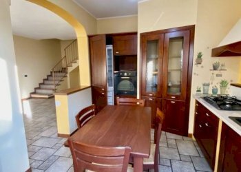 CUCINA ARREDATA - Villa a Schiera via Cristoforo Colombo, 82, Valdengo - foto 11