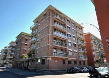 FACCIATA - Ufficio via Lorenzo Delleani, 39, Biella - foto 1