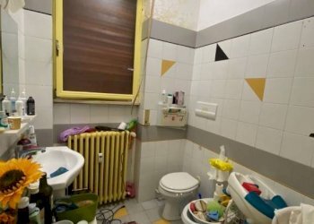 BAGNO - Ufficio via Lorenzo Delleani, 39, Biella - foto 11