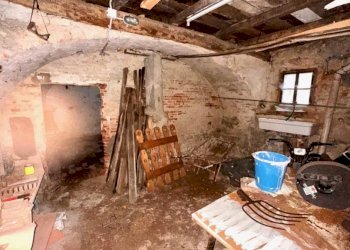 CANTINA - Villa a Schiera Borgata Frieri, 19, Valdilana - foto 13