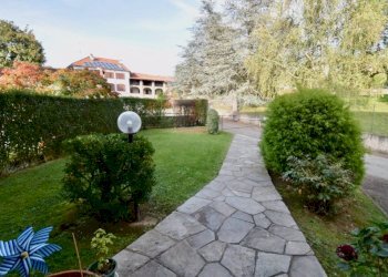 INGRESSO ESTERNO - Quadrilocale via Santuario di Oropa, 137, Biella - foto 22