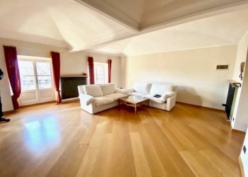 SOGGIORNO - Appartamento viale Giacomo Matteotti, 13, Biella - foto 12