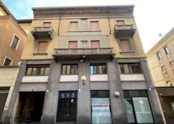Facciata - Stabile - Palazzo via Antonio Gramsci, 13, Biella - foto 1