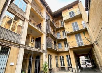 CORTILE - Stabile - Palazzo via Antonio Gramsci, 13, Biella - foto 3