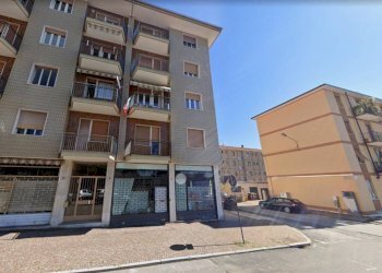 Facciata - Shop via Liguria, 5/a, Biella - photo 1