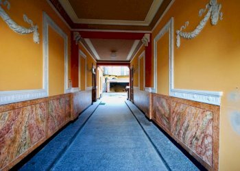 INGRESSO COMUNE - Appartamento piazza Martiri della Libertà, 6, Biella - foto 10