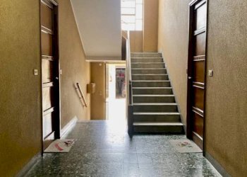 Interno palazzo - Four-room apartment via Biella, 7, Candelo - photo 10