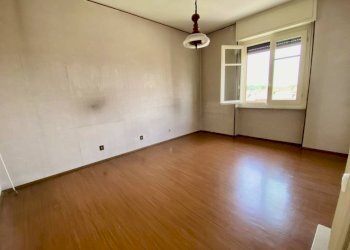 Camera da letto - Four-room apartment via Biella, 7, Candelo - photo 16