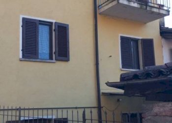 Facciata - Casa indipendente piazza Martiri della Libertà, Andorno Micca - foto 3