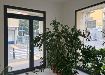 Interno non residenziale - Negozio via Andrea Moretti, Bergamo - foto 6