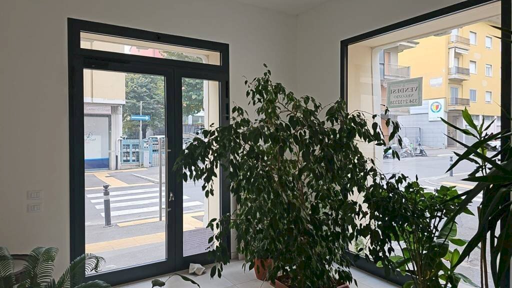 Interno non residenziale - Office via Andrea Moretti, Bergamo - photo 1