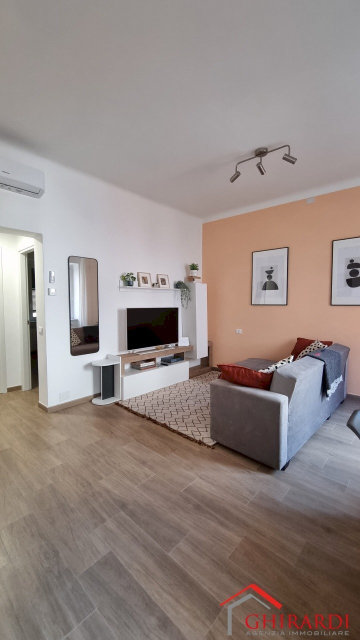 1.0 sala.jpg - Appartamento VICO TRAÙ 7, Genova - foto 1