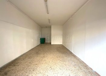 03.JPG - Locale Commerciale Giugliano in Campania - foto 3