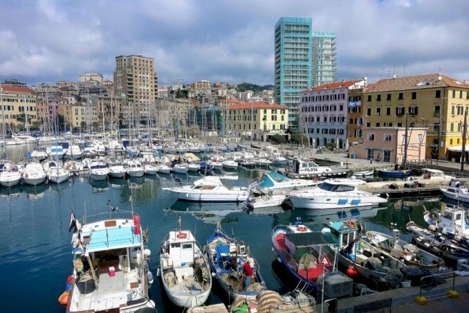 Commercial Premises Savona, Piazza Guido Rossa, Savona (neighborhood Darsena) - photo 3